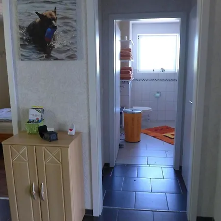 Gemuetliches Am Deich Mit Gartenzimmer Semesterbostad *