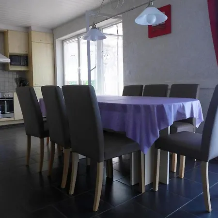 Gemuetliches Am Deich Mit Gartenzimmer * Kleve (Dithmarschen)