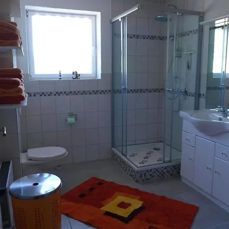 Gemuetliches Am Deich Mit Gartenzimmer Semesterbostad Kleve (Dithmarschen)